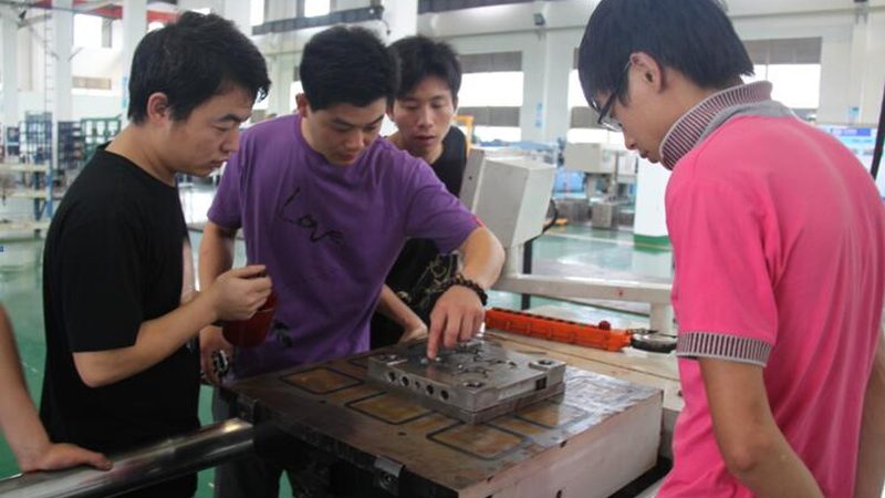 家电模具型号材质分类解析
